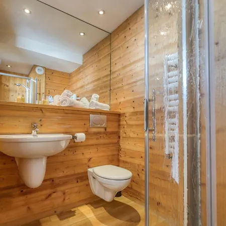 샬레 Arktic - Catered - Sleeps 14 *
