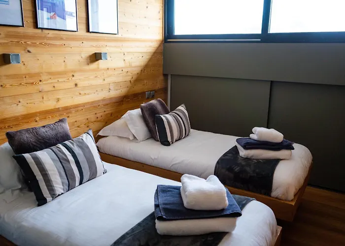 Arktic - Catered - Sleeps 14 Alpesi faház