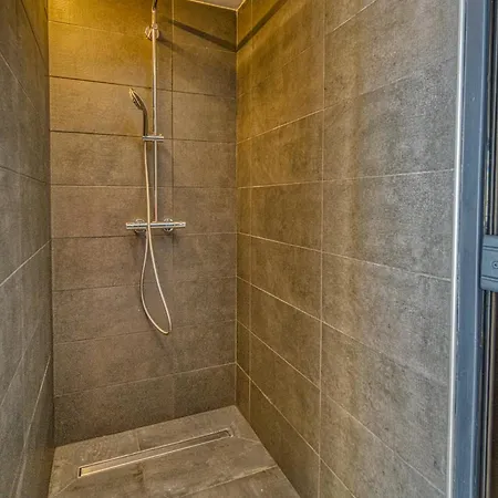 Arktic - Catered - Sleeps 14 * Tignes